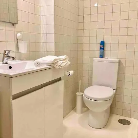 Apartment Like A Local *